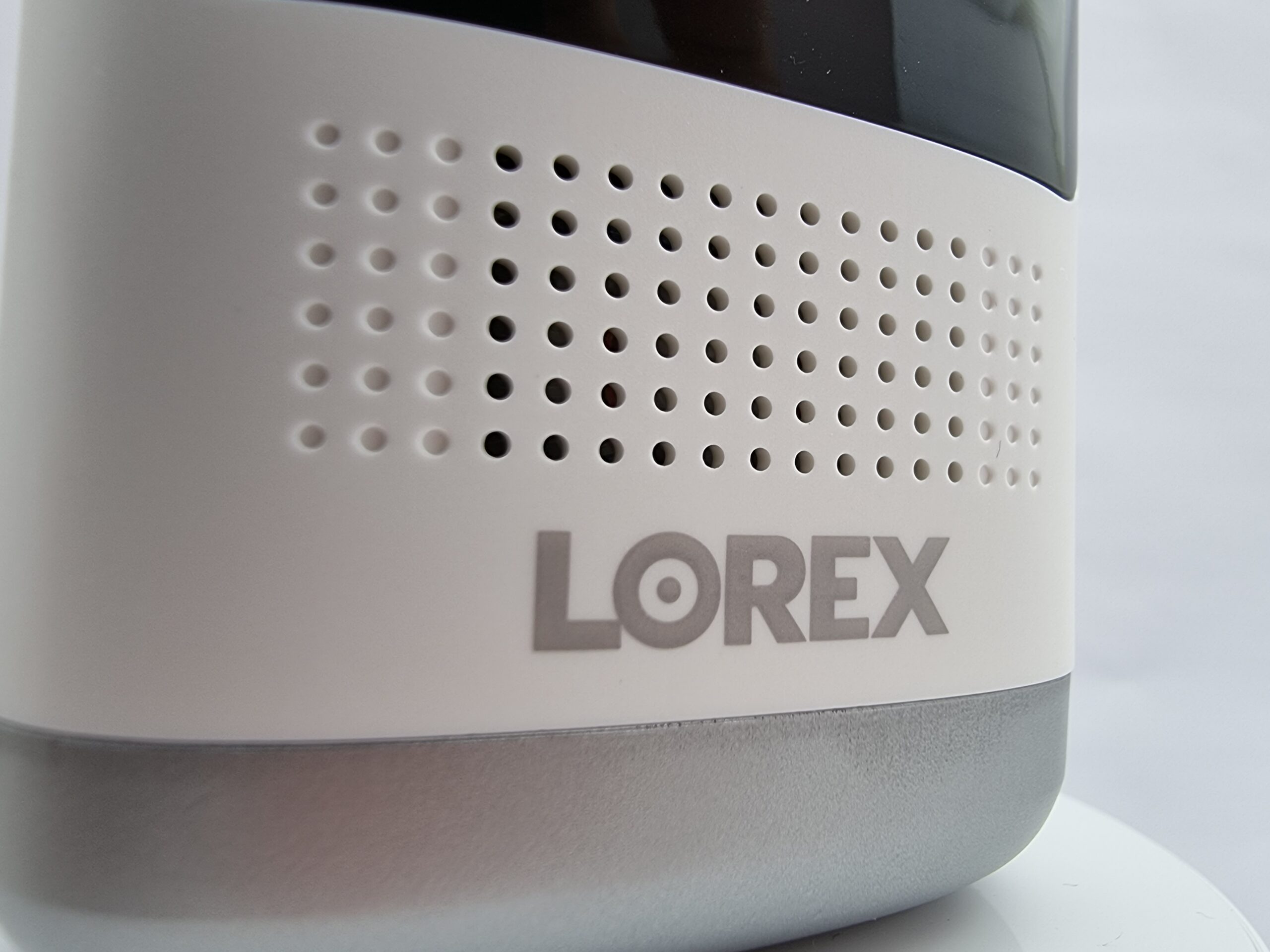 Lorex 2K WireFree Security Camera System Review